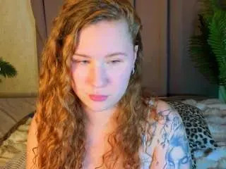 Camsoda Free Live Porn of elsiee-cuttiess