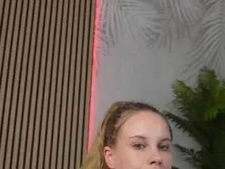 Camsoda Free Porn Cam of icebluebabe