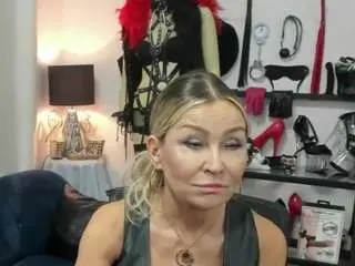 Camsoda Best live sex cam show of luxcrystal