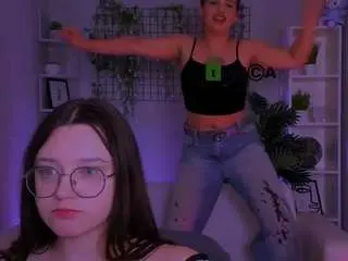 Camsoda Adult Video Chat of nymira1