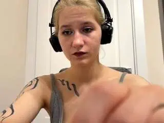 Camsoda Watch Live Sex Cams of emabraatz