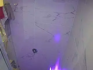 Camsoda Free Porn Cam of voyeurcam-casa-salsa-bathroom-11