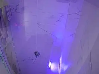 Camsoda Nude Webcam of voyeurcam-casa-salsa-bathroom-11
