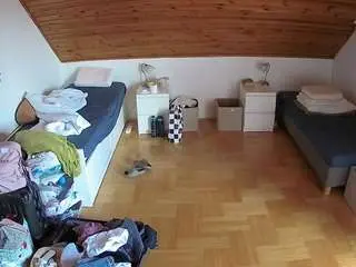Camsoda Adult Video Chat of voyeurcam-julmodels-greybed-3