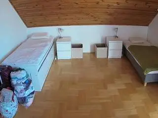 Camsoda Free Live Porn of voyeurcam-julmodels-greybed-3