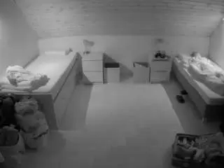 Camsoda Sex Cam of voyeurcam-julmodels-greybed-3