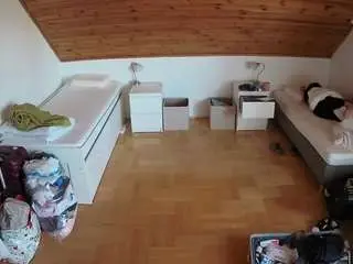 Camsoda Free Live Porn of voyeurcam-julmodels-greybed-3