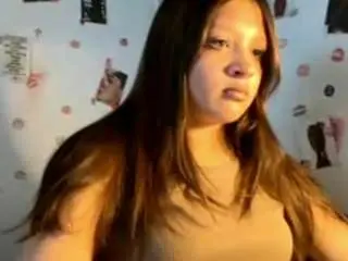 Camsoda Free Live Porn of willettamatinez