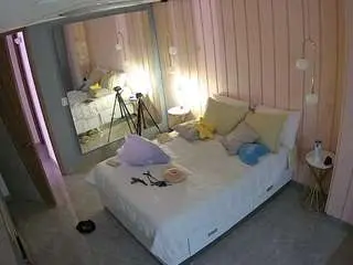 Camsoda Watch Live Sex Cams of voyeurcam-casa-salsa-bedroom-2