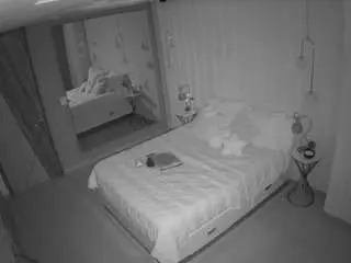 Camsoda Live Porn of voyeurcam-casa-salsa-bedroom-2