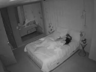 Camsoda Live Sex Cam of voyeurcam-casa-salsa-bedroom-2