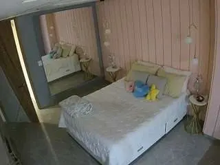 Camsoda Live Sex of voyeurcam-casa-salsa-bedroom-2