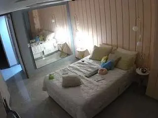 Camsoda Watch Live Sex Cams of voyeurcam-casa-salsa-bedroom-2