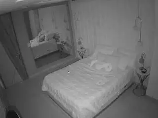 Camsoda Adult Video Chat of voyeurcam-casa-salsa-bedroom-2