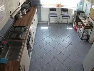 Camsoda Free Porn Cam of voyeurcam-julmodels-kitchen-2