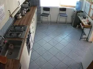Camsoda Nude Webcam of voyeurcam-julmodels-kitchen-2