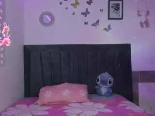 Camsoda Best live sex cam show of emmie-bunny