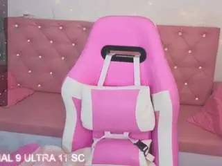 Camsoda Best Webcam of paris09-v