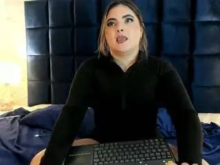Camsoda Nude Webcam of evelin-mason