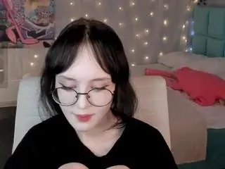 Camsoda Best Webcam of lilac-muse