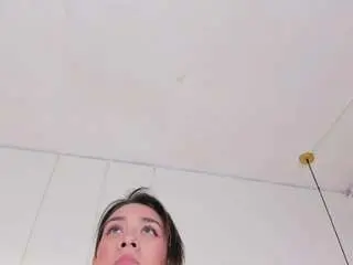 Camsoda Free Live Porn of nahimithompson