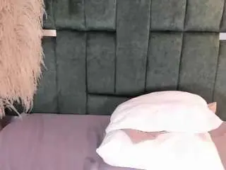 Camsoda Free Live Porn of aliciawhite-nt