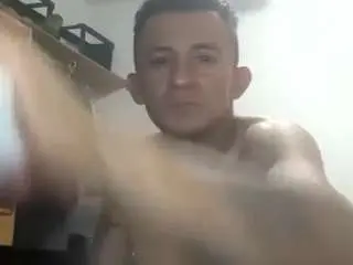 Camsoda Nude Webcam of elpajaroquemamarias18