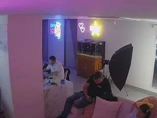 Camsoda Live Sex Cam of voyeurcam-casa-salsa-parlor