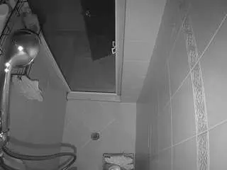 Camsoda Watch Live Sex Cams of voyeurcam-baileybase-shower