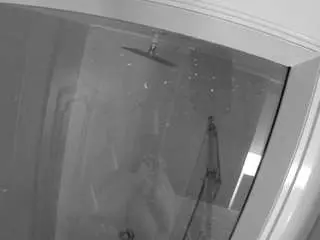 Camsoda Private Sex Chat of voyeurcam-casa-salsa-bathroom-12