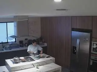 Camsoda Nude Webcam of voyeurcam-casa-salsa-kitchen