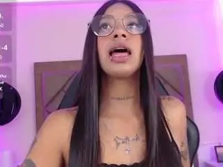 Camsoda Adult Video Chat of dakota-reese