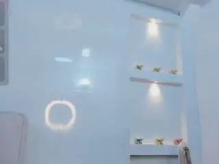 Camsoda Nude Webcam of zenda-evans