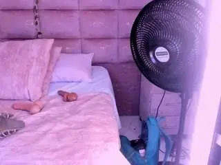 Camsoda Watch Live Sex Cams of sascha-doll