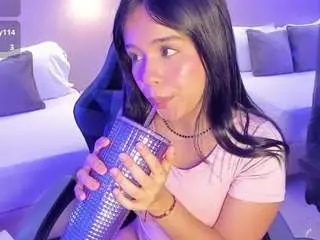 Camsoda Adult Video Chat of rubby-grundy