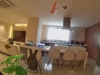 Camsoda Adult Webcams of voyeurcam-casa-salsa-fishtank