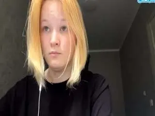 Camsoda Free Porn Cam of sandraallamong