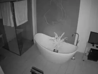 Camsoda Adult Video Chat of voyeurcam-casa-salsa-bathroom-5