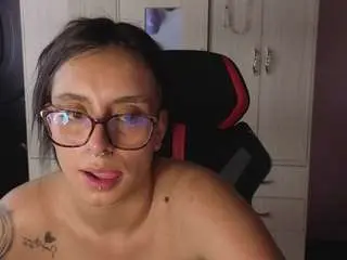 Camsoda Live Porn of andrea-jones11