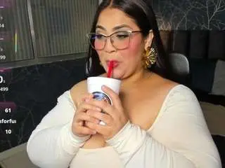 Camsoda Free Porn Cam of innaxl