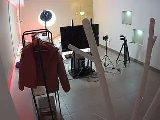 Camsoda Free Porn Cam of voyeurcam-jb-room-1