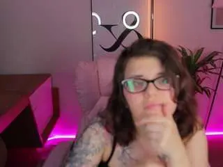 Camsoda Nude Webcam of ariell-mini