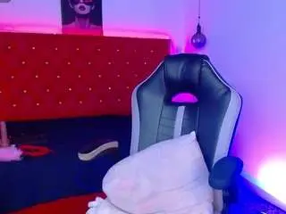 Camsoda Live Sex Cam of kriss-sweetboobs