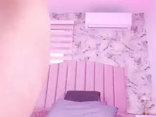 Camsoda Watch Live Sex Cams of amy-mechelle