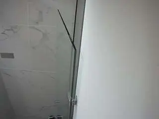 Camsoda Nude Webcam of voyeurcam-casa-salsa-bathroom-7