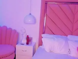 Camsoda Watch Live Sex Cams of lola-26