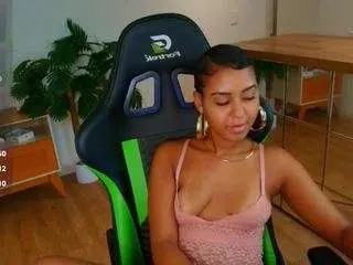 Camsoda Watch Live Sex Cams of susan-backer