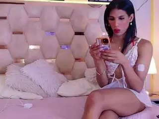 Camsoda Best live sex cam show of queenmiranda4