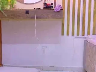 Camsoda Sex Cam of lunaa-jonhsonn
