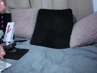 Camsoda Free Porn Cam of lesliee22